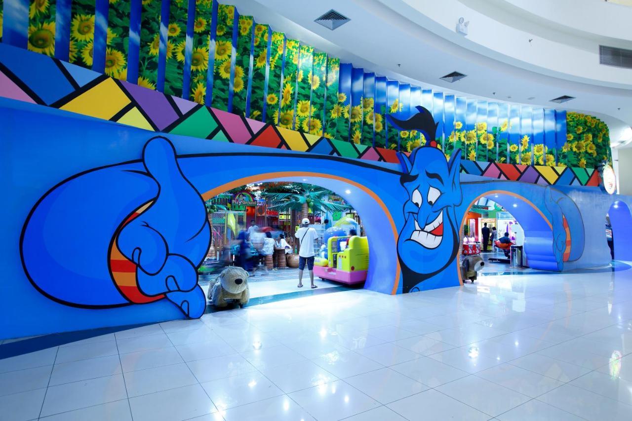 Amaris Hotel Seasons City Джакарта Экстерьер фото