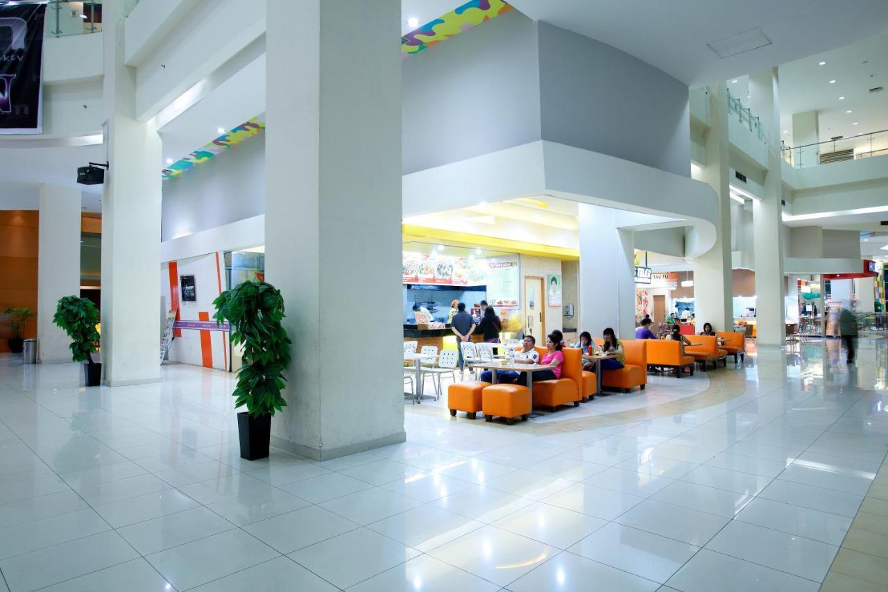 Amaris Hotel Seasons City Джакарта Экстерьер фото